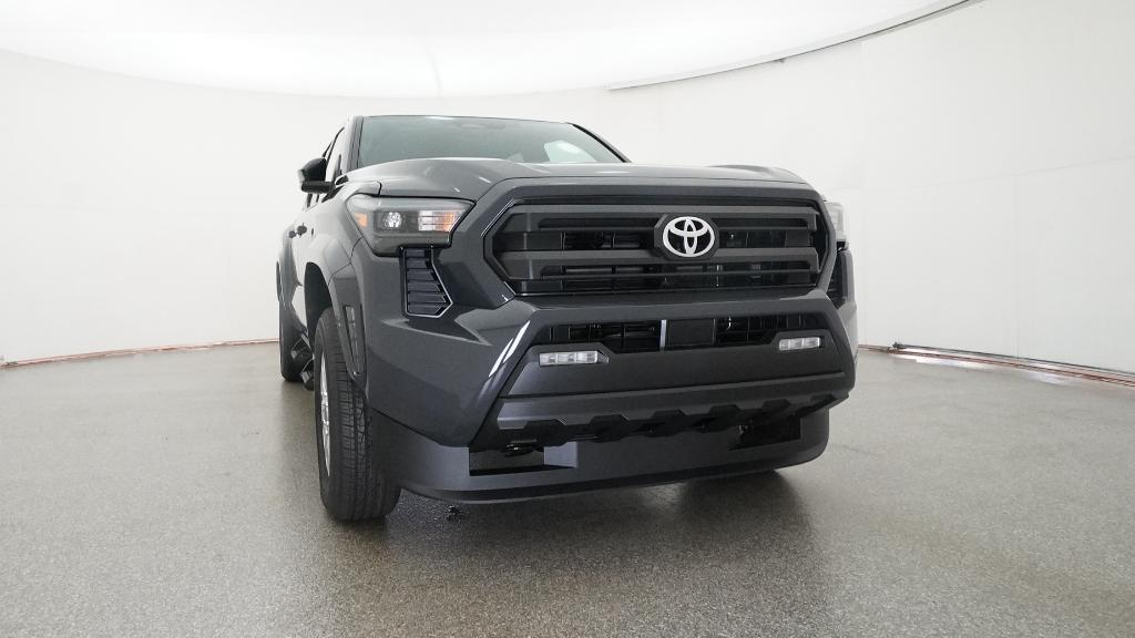 2026 Toyota Tacoma SR5 photo 3