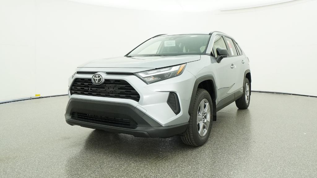 2025 Toyota RAV4 Hybrid LE photo 3
