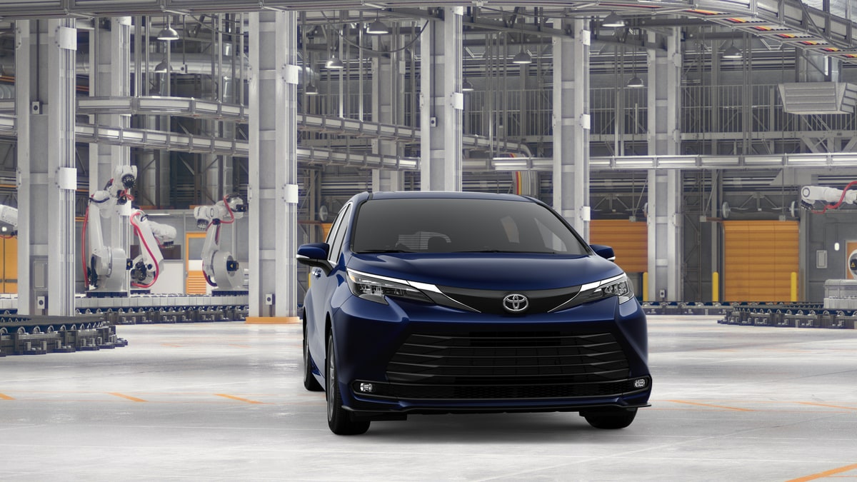 2026 Toyota Sienna XLE - Photo 16