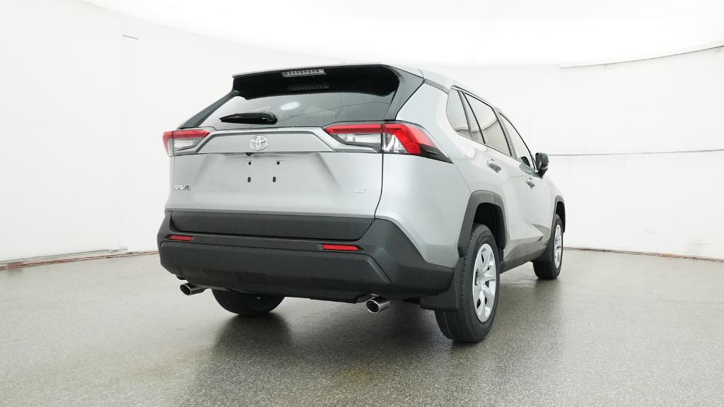 2025 Toyota RAV4 LE photo 4
