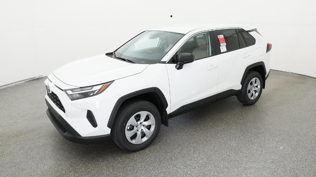 2025 Toyota RAV4 LE's photo