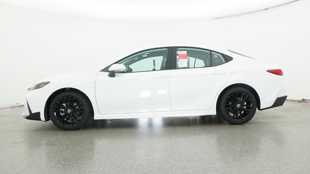 2026 Toyota Camry SE photo 4