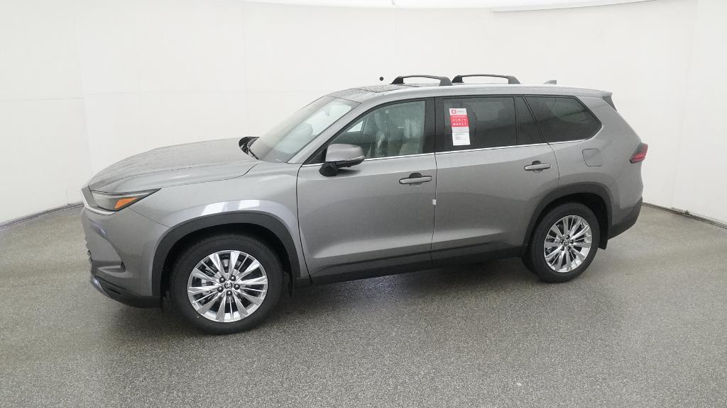 2026 Toyota Grand Highlander Platinum photo 4
