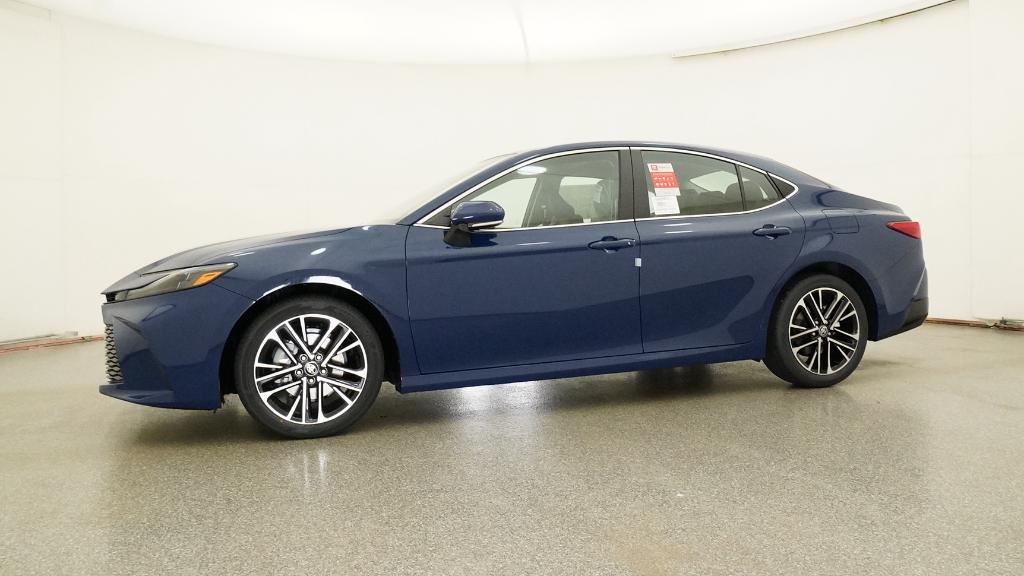 2026 Toyota Camry XLE - Photo 11
