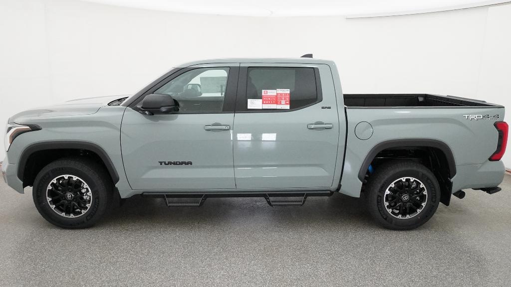 New 2026 Toyota Tundra SR5 SR5 CREWMAX 5.5