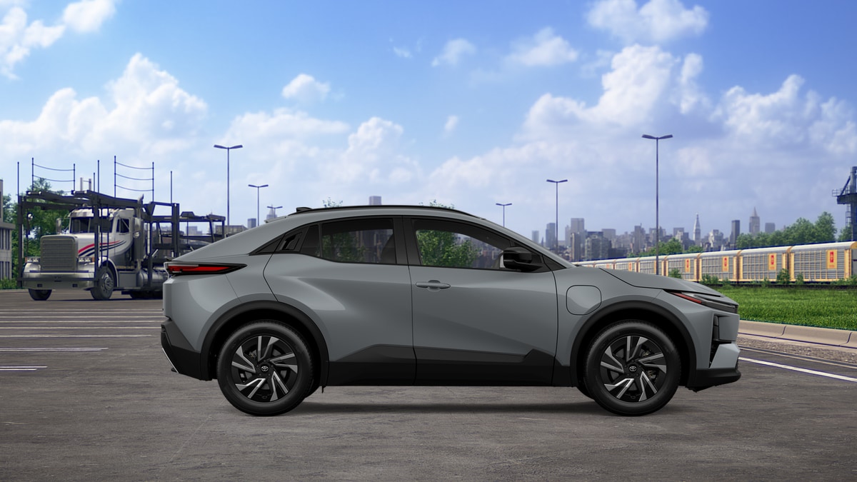 2026 Toyota C-HR SE - Photo 25