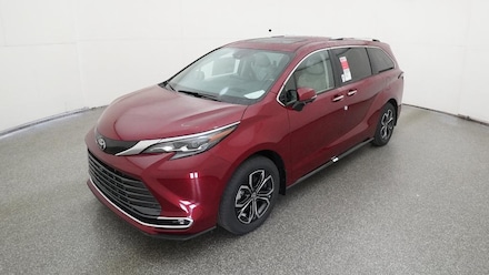 2026 Toyota Sienna Platinum 7 PASSENGER