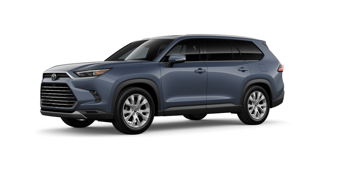 2026 Toyota Highlander Hybrid Limited photo 3