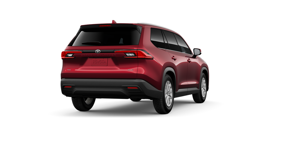 2026 Toyota Grand Highlander XLE photo 8