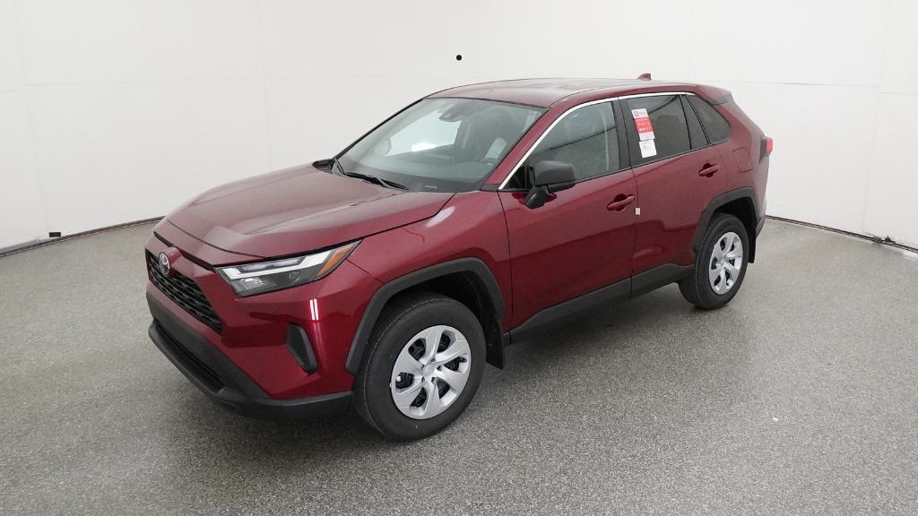 2025 Toyota RAV4 LE's photo