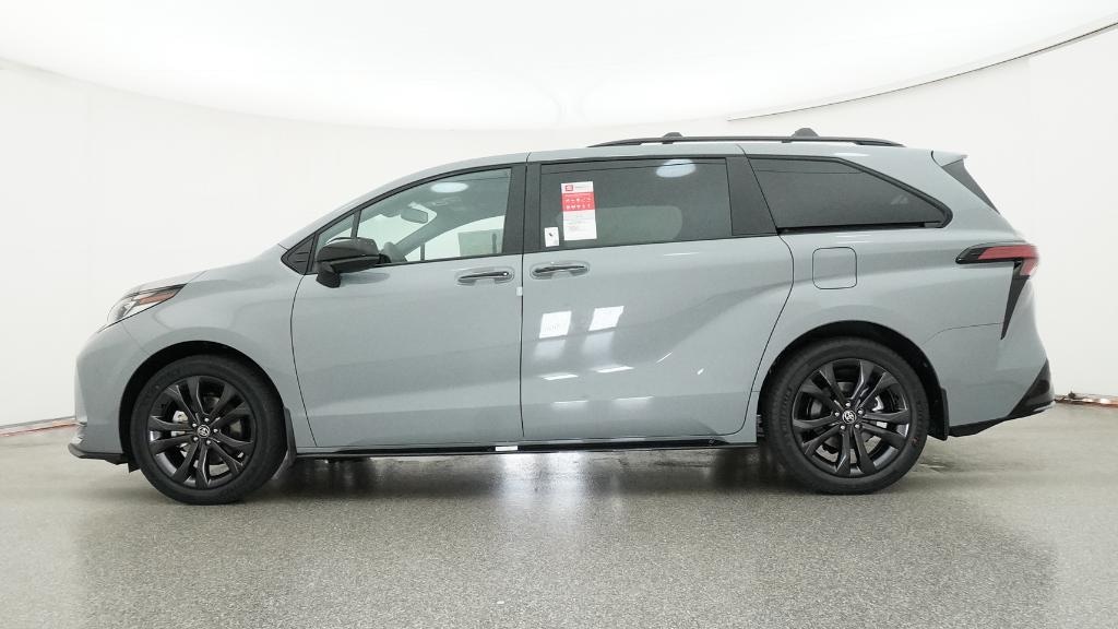 New 2026 Toyota Sienna XSE Van Passenger Van