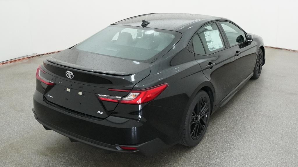 Used 2026 Toyota Camry SE Sedan