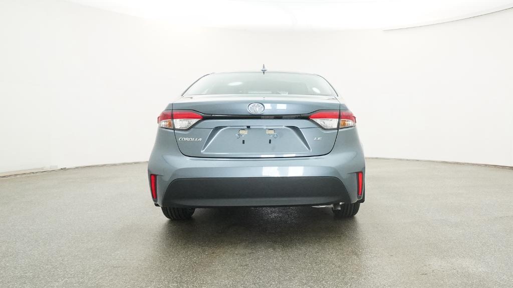2026 Toyota Corolla LE photo 2