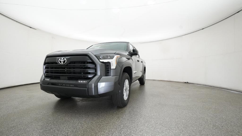 2026 Toyota Tundra SR5 photo 2