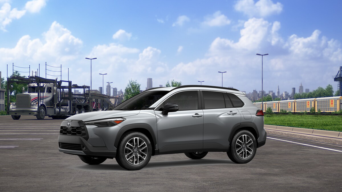 2026 Toyota Corolla Cross XLE photo 3