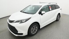 2026 Toyota Sienna LE 8 Passenger Van Passenger Van