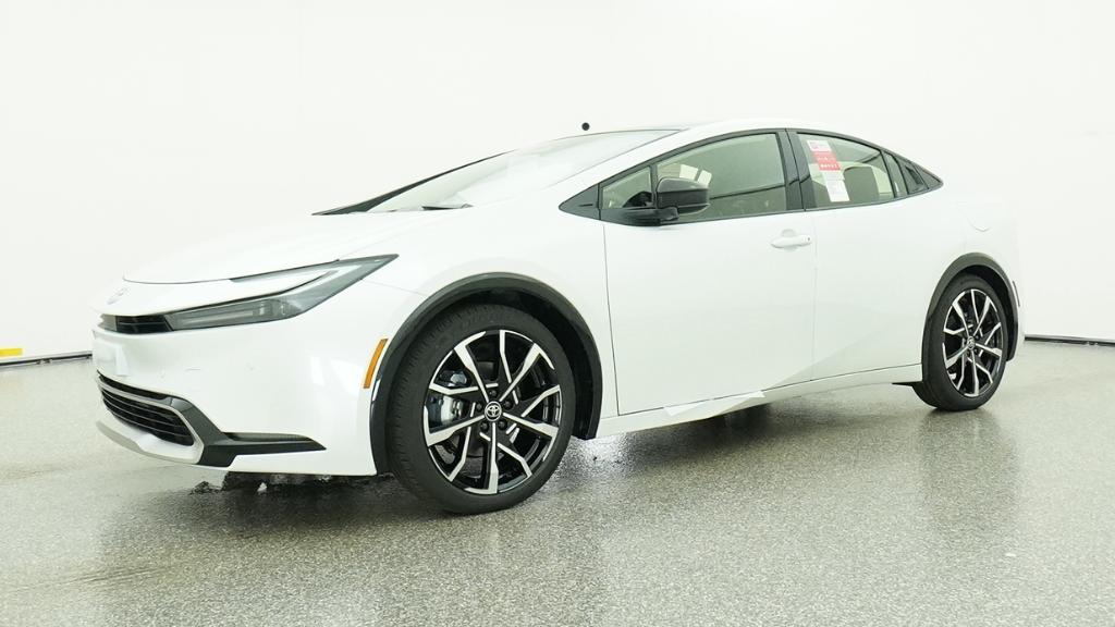 2026 Toyota Prius Plug-in Hybrid XSE - Photo 8