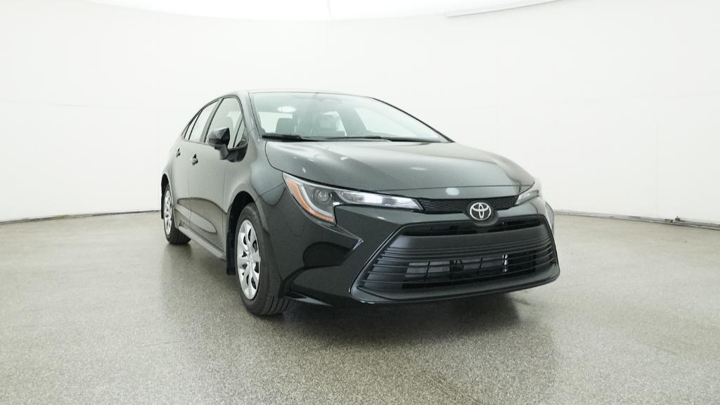 2026 Toyota Corolla LE photo 3