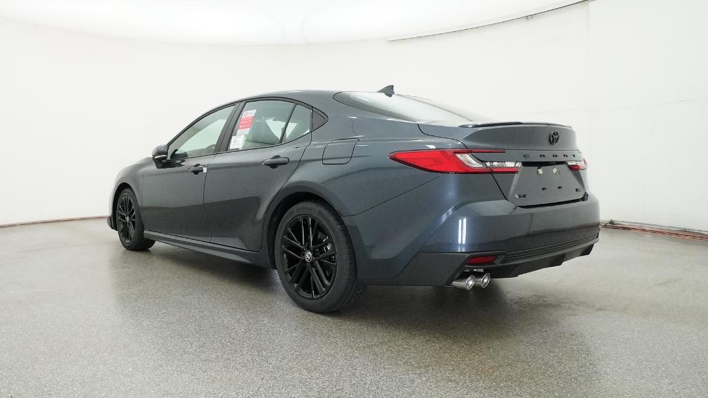 2026 Toyota Camry SE photo 4