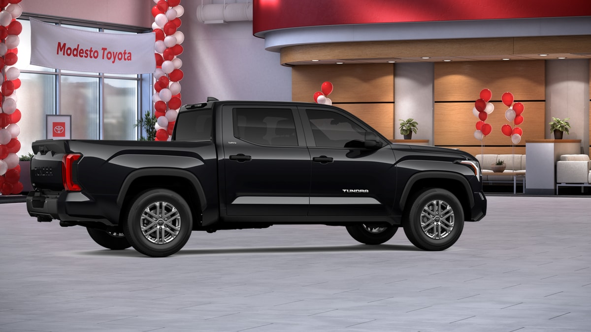 2025 Toyota Tundra SR5 - Photo 37