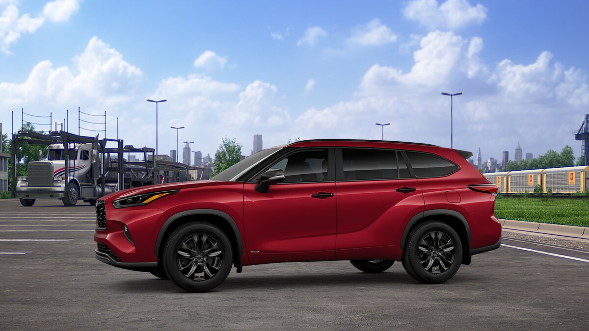 2025 Toyota Highlander Hybrid XLE photo 3