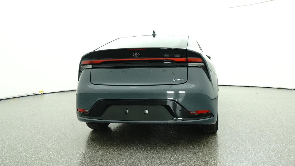 2026 Toyota Prius XLE photo 2