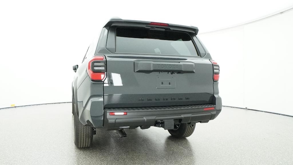 2025 Toyota 4Runner SR5 photo 4