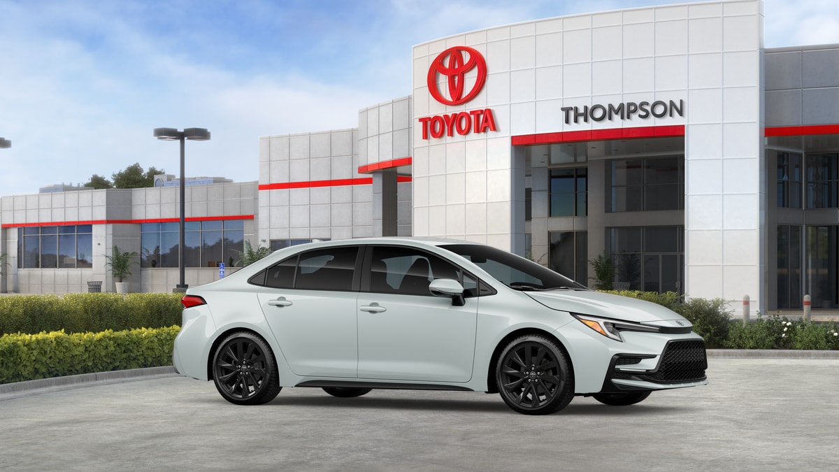 2026 Toyota Corolla SE - Photo 13