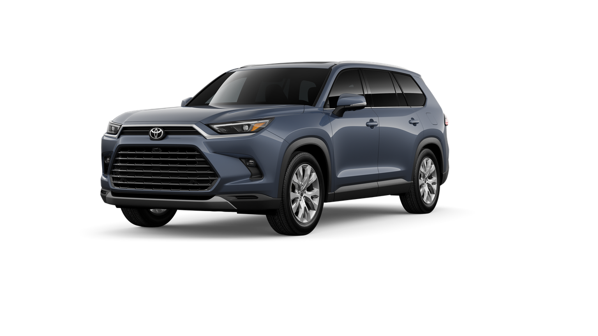 2026 Toyota Highlander Hybrid Limited photo 2