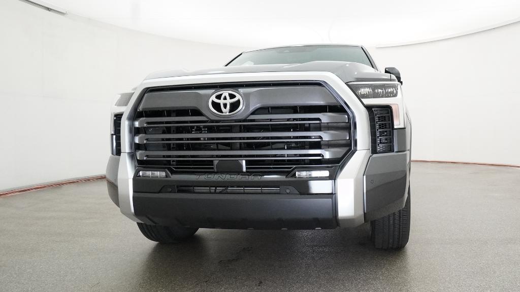 2026 Toyota Tundra Limited - Photo 17