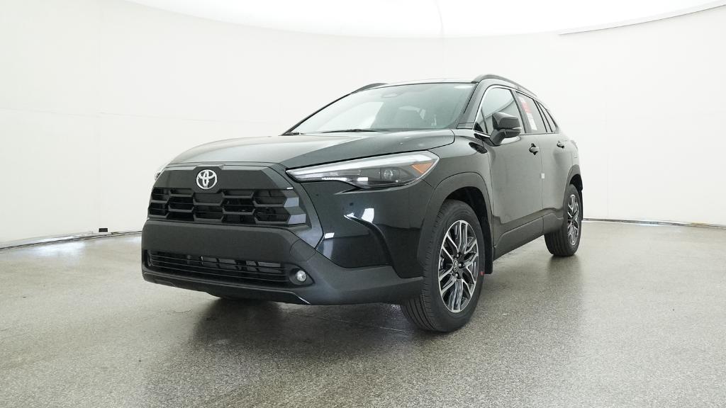 2026 Toyota Corolla Cross XLE photo 2