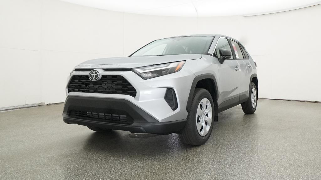 2025 Toyota RAV4 LE photo 4