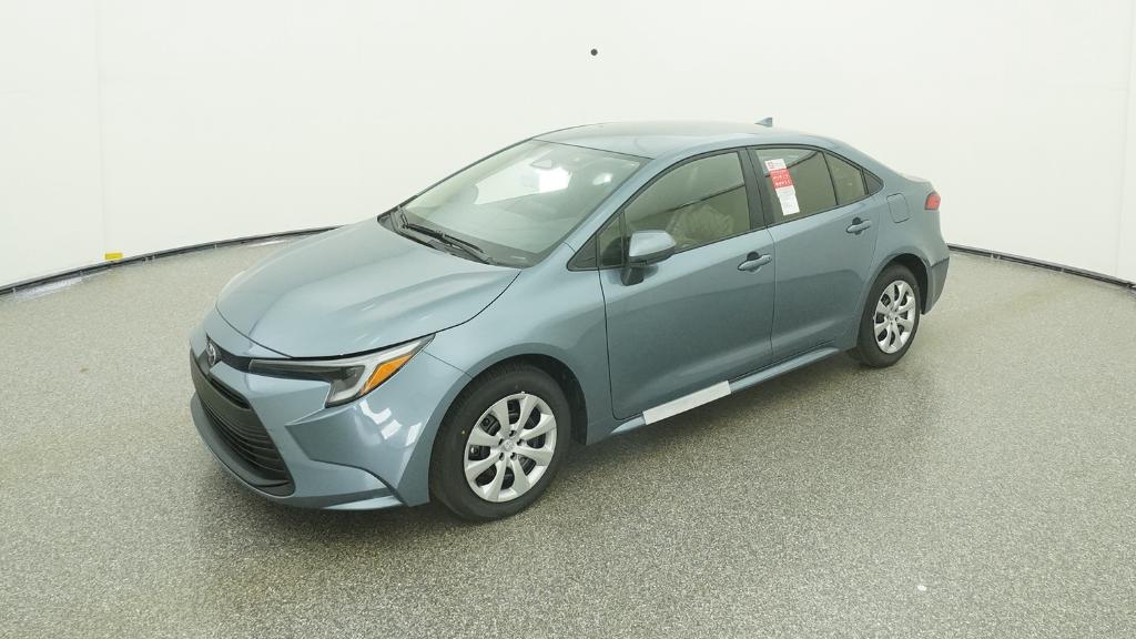 2026 Toyota Corolla LE's photo