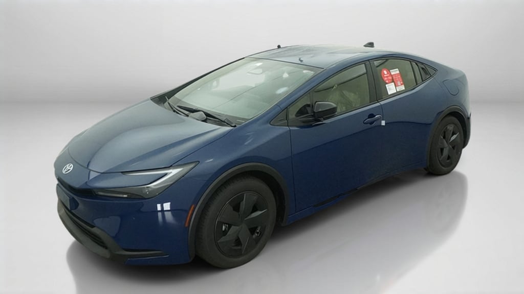 2027 Toyota Prius LE