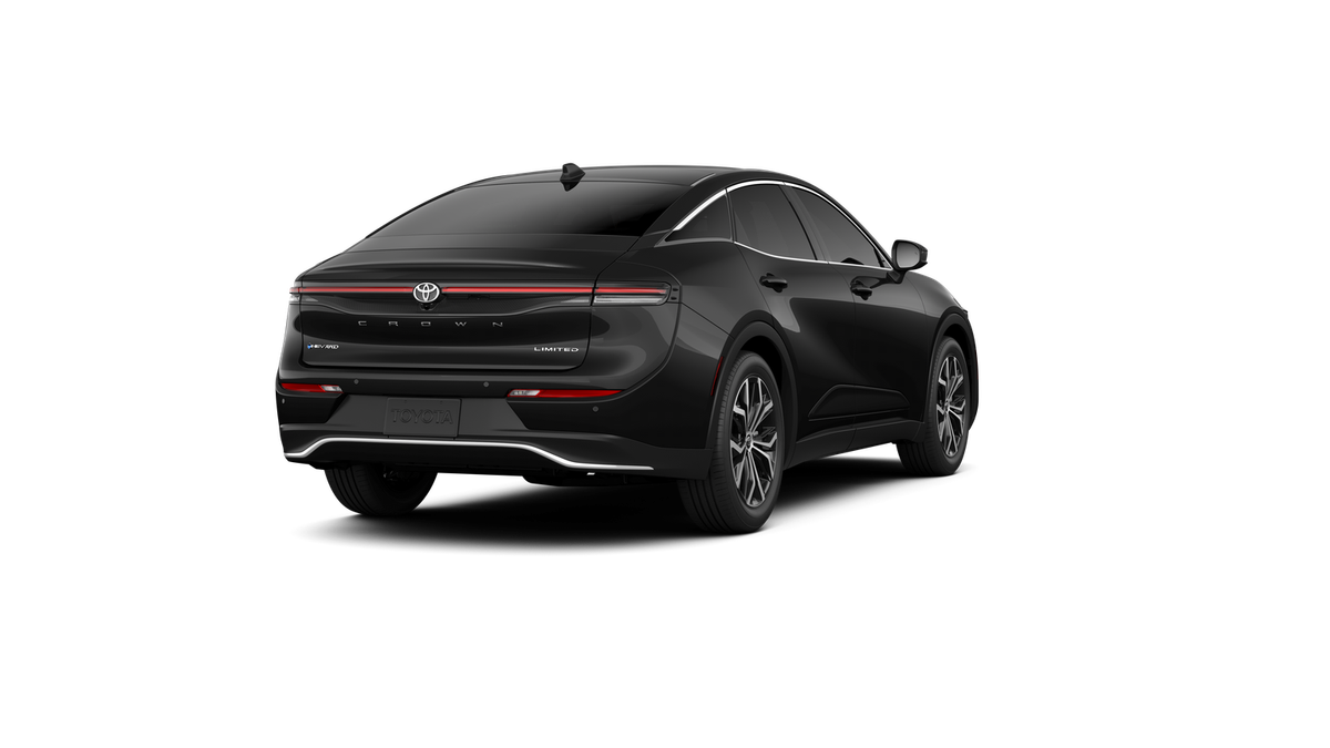 2026 Toyota Crown Limited - Photo 29