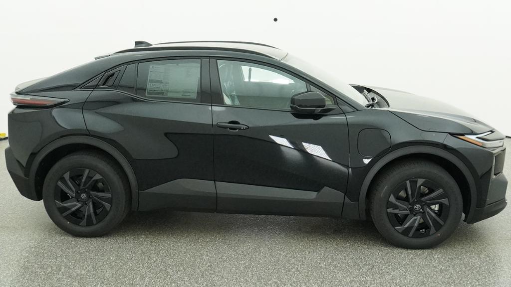 2026 Toyota C-HR SE - Photo 53
