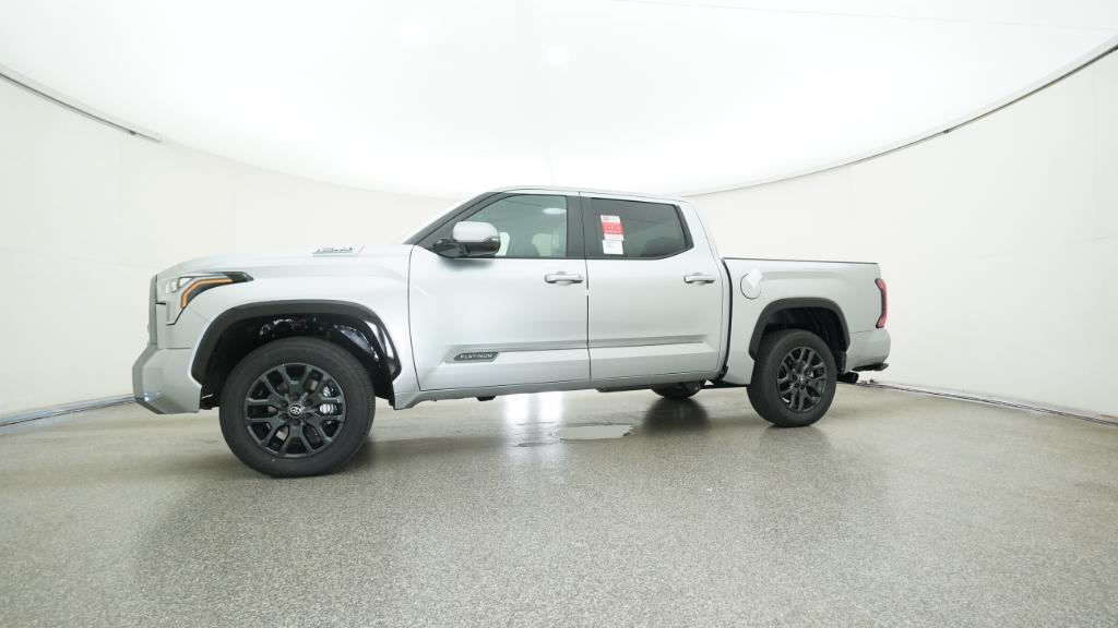 2025 Toyota Tundra Platinum - Photo 19