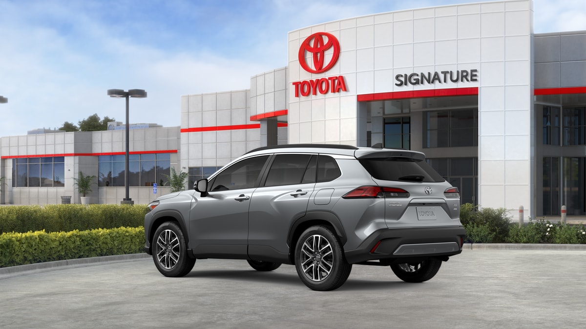 2026 Toyota Corolla Cross XLE - Photo 24