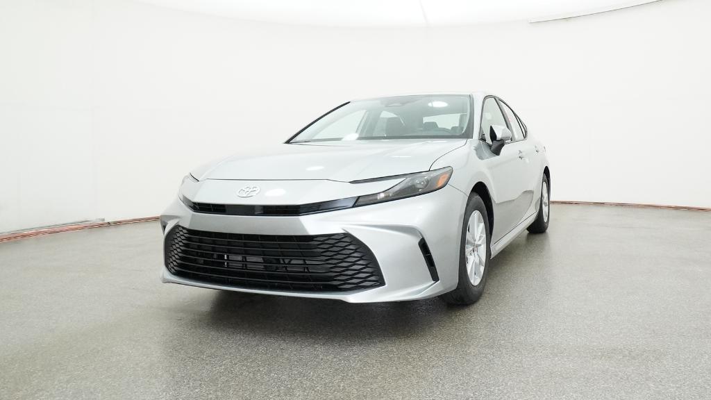 2026 Toyota Camry LE photo 4