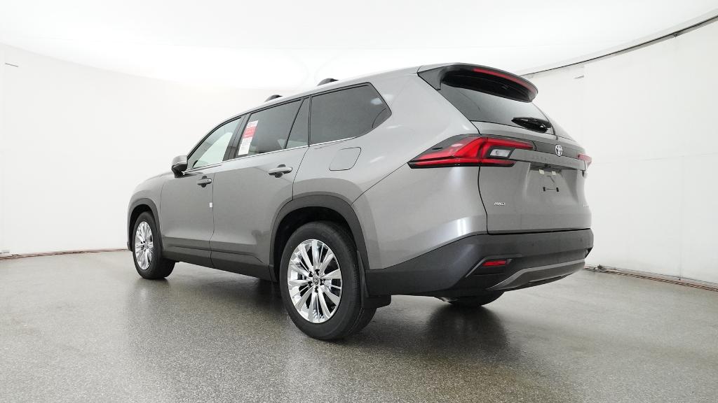 2026 Toyota Grand Highlander Platinum photo 4