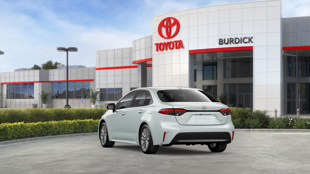 2026 Toyota Corolla XLE - Photo 7