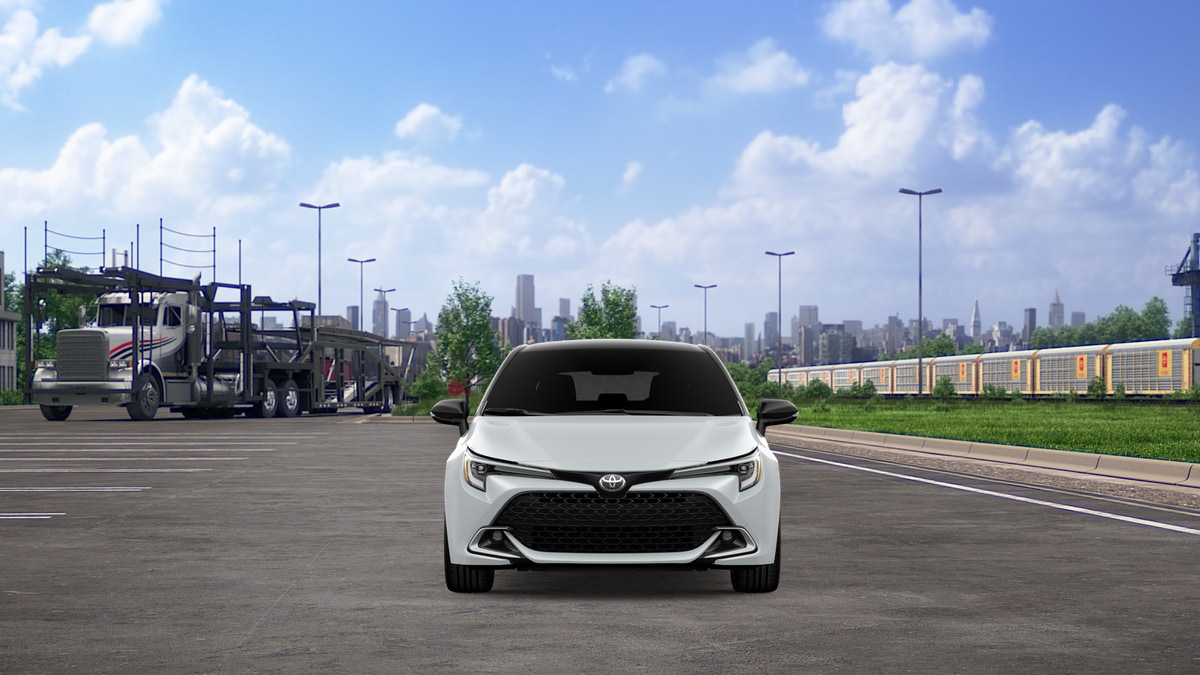2027 Toyota Corolla Hatchback XSE - Photo 17
