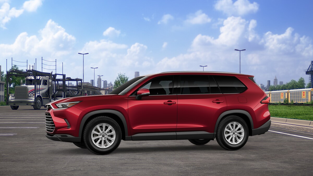 2026 Toyota Grand Highlander XLE photo 3