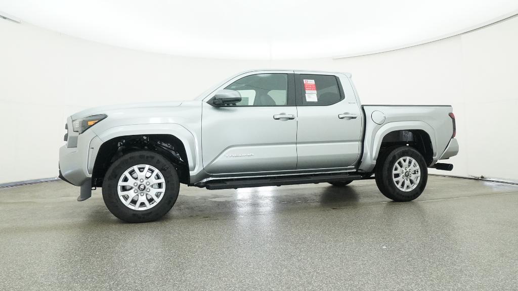 2025 Toyota Tacoma SR5 Double Cab photo 4