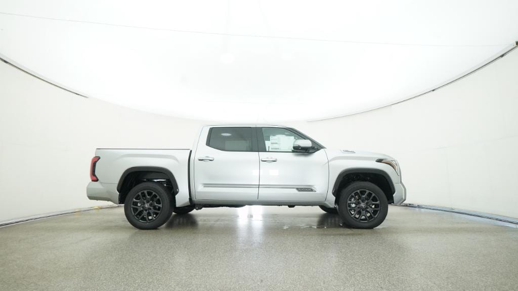 2025 Toyota Tundra Platinum - Photo 21