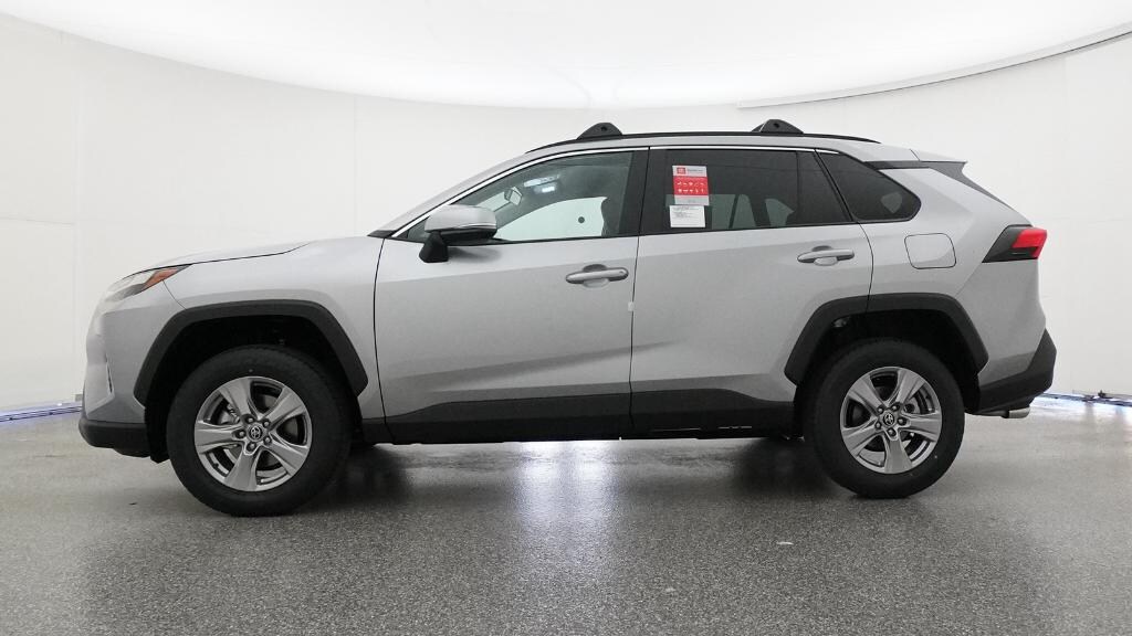 New 2025 Toyota RAV4 XLE XLE FWD SUV