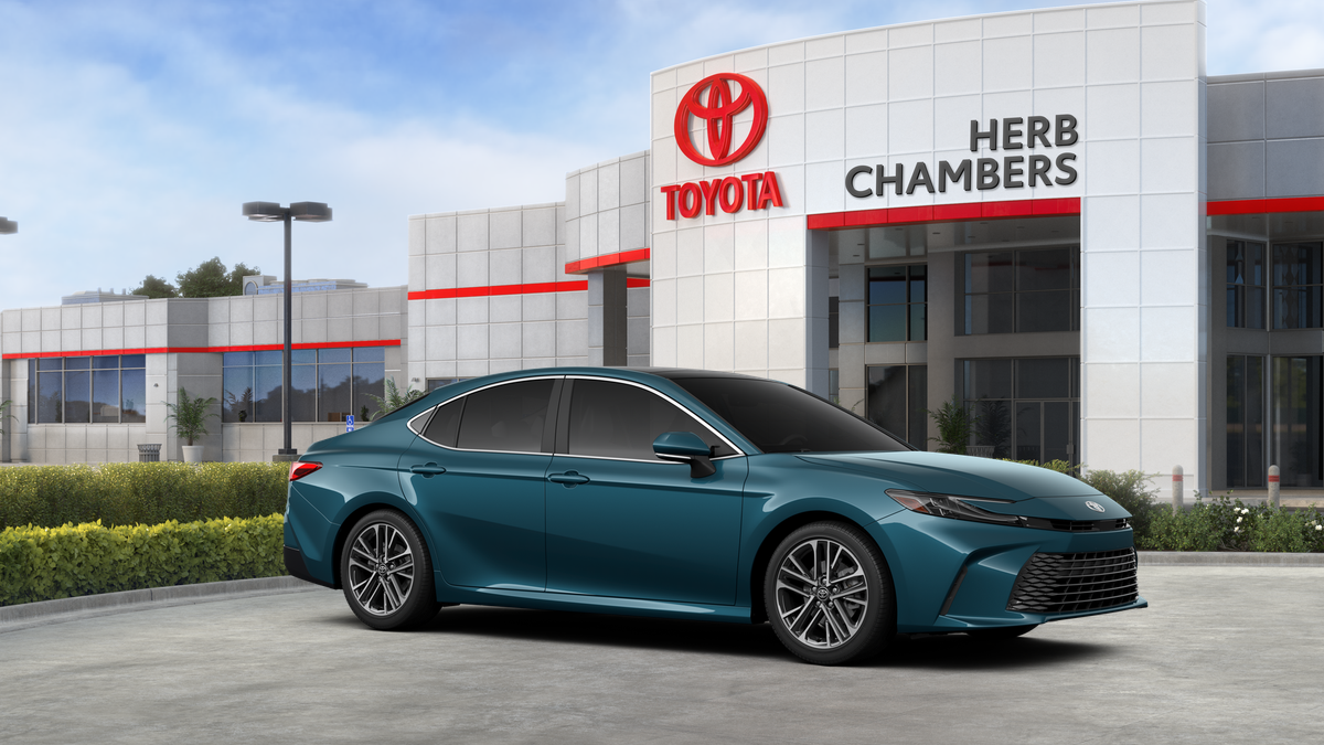 2026 Toyota Camry XLE - Photo 19