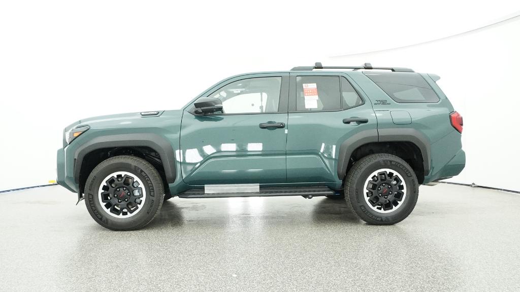 2025 Toyota 4Runner TRD Off-Road Premium photo 2