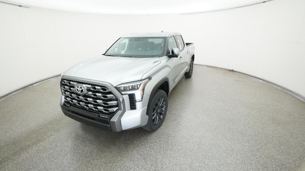 2025 Toyota Tundra Platinum - Photo 18