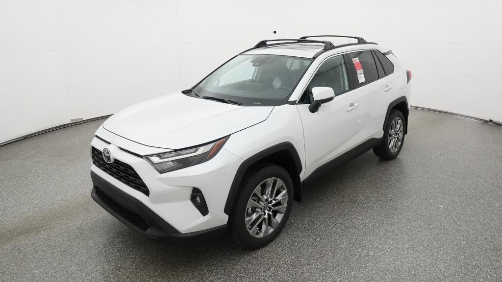 2025 Toyota RAV4 XLE Premium's photo